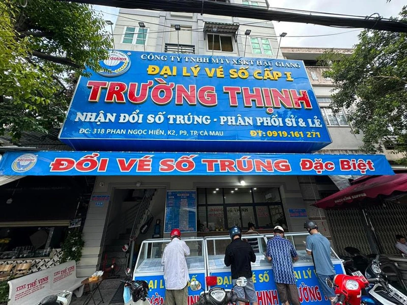 Cảnh gi&aacute;c với v&eacute; số giả v&agrave; những hệ lụy về ph&aacute;p luật 3